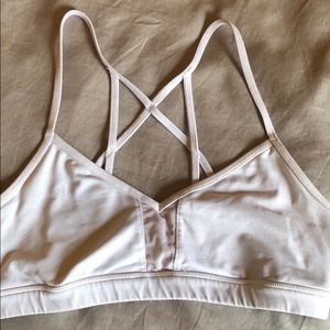 Alo Yoga Medium White Bra strappy with mesh